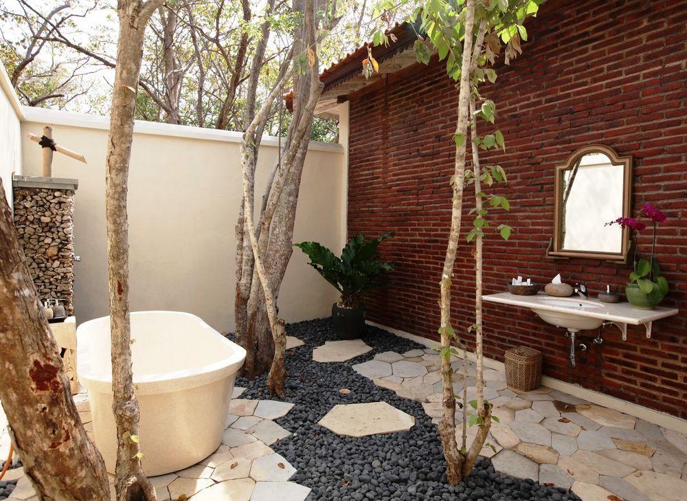 Plataran Menjangan Luxury Residence Suites Banyuwedang Exterior photo